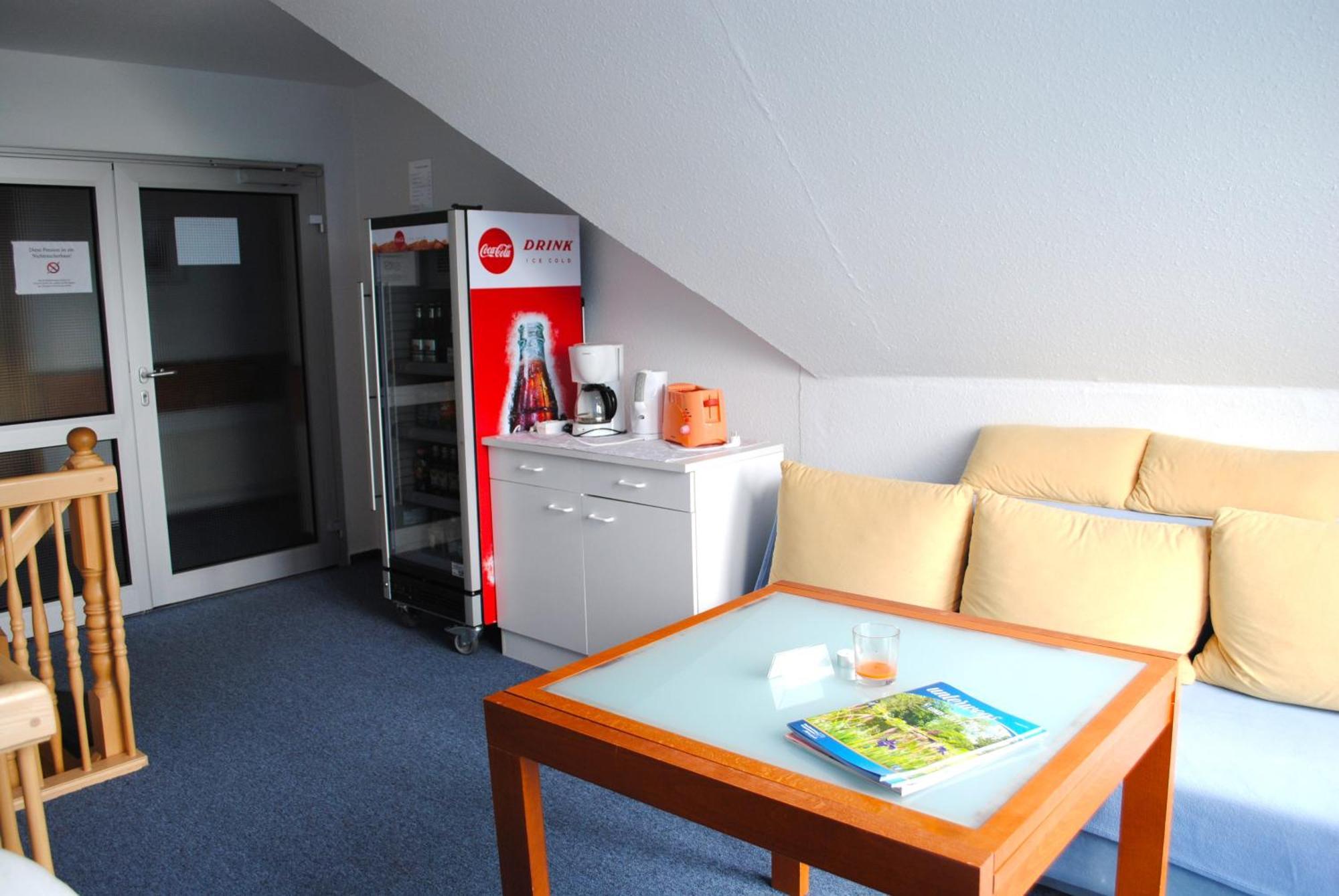 Haus Kathrin Hotel Zecherin Exterior photo
